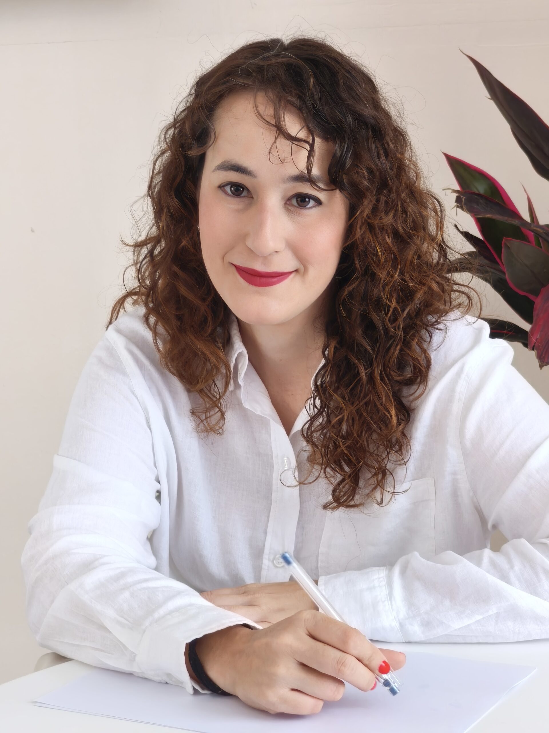 Ana Asiain image