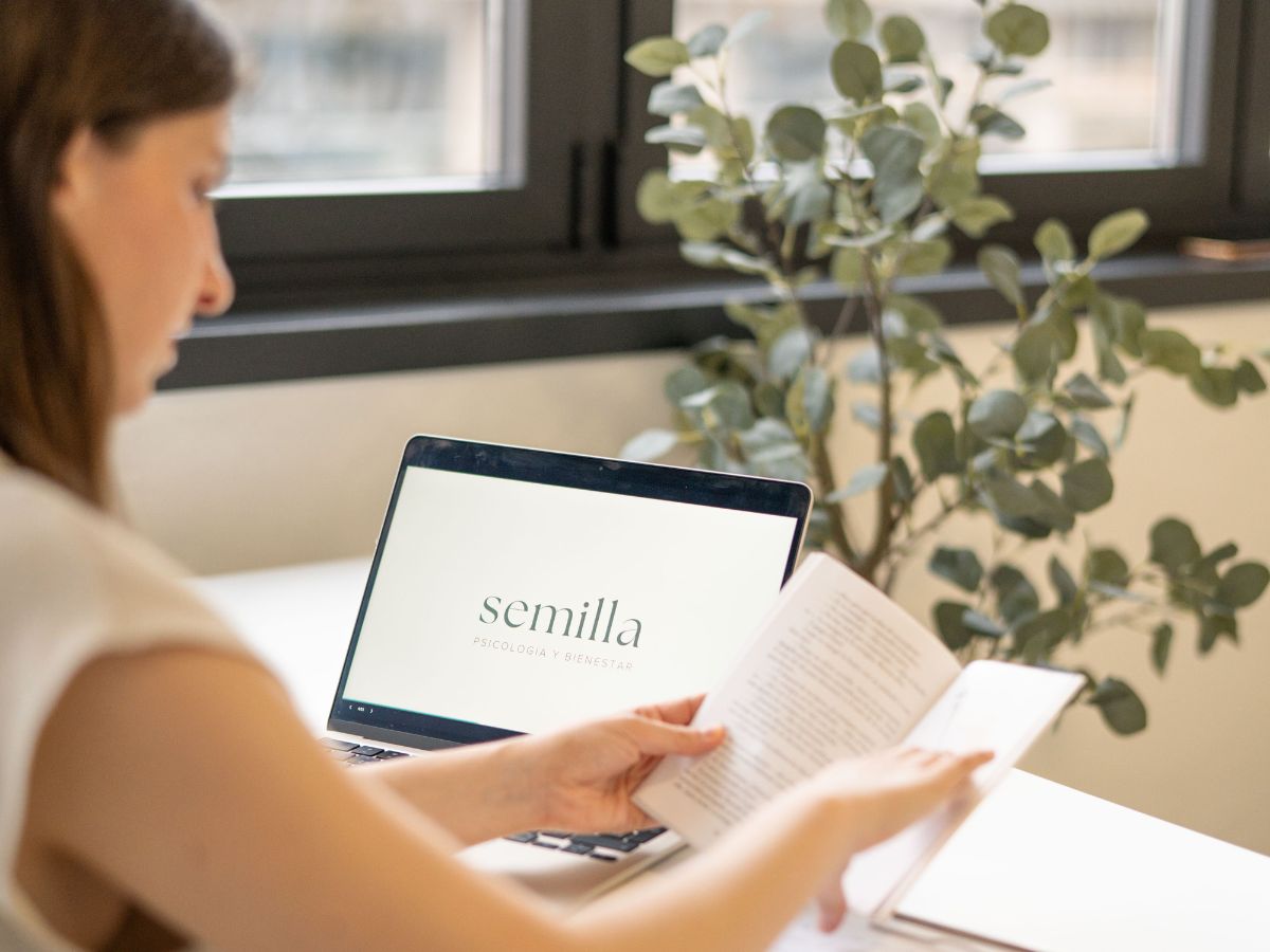 Semilla Psicología Vigo cover image